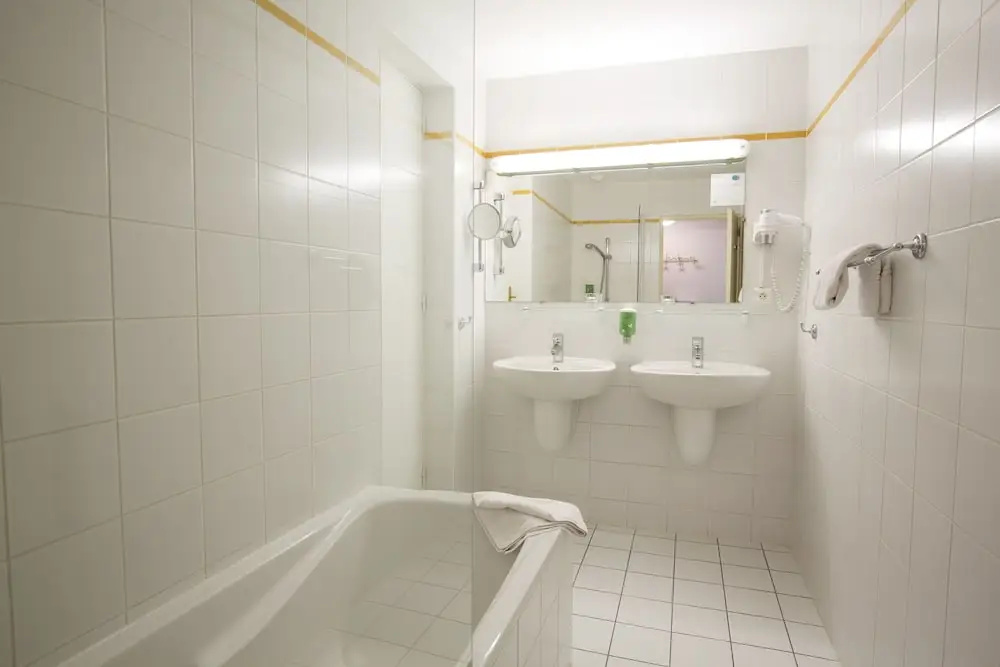 Hôtel Raymond 4 Toulouse - Chambres