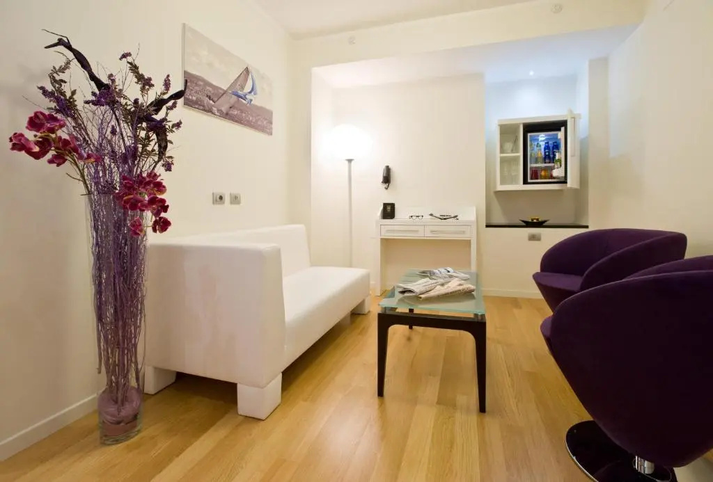 Deluxe Suite
