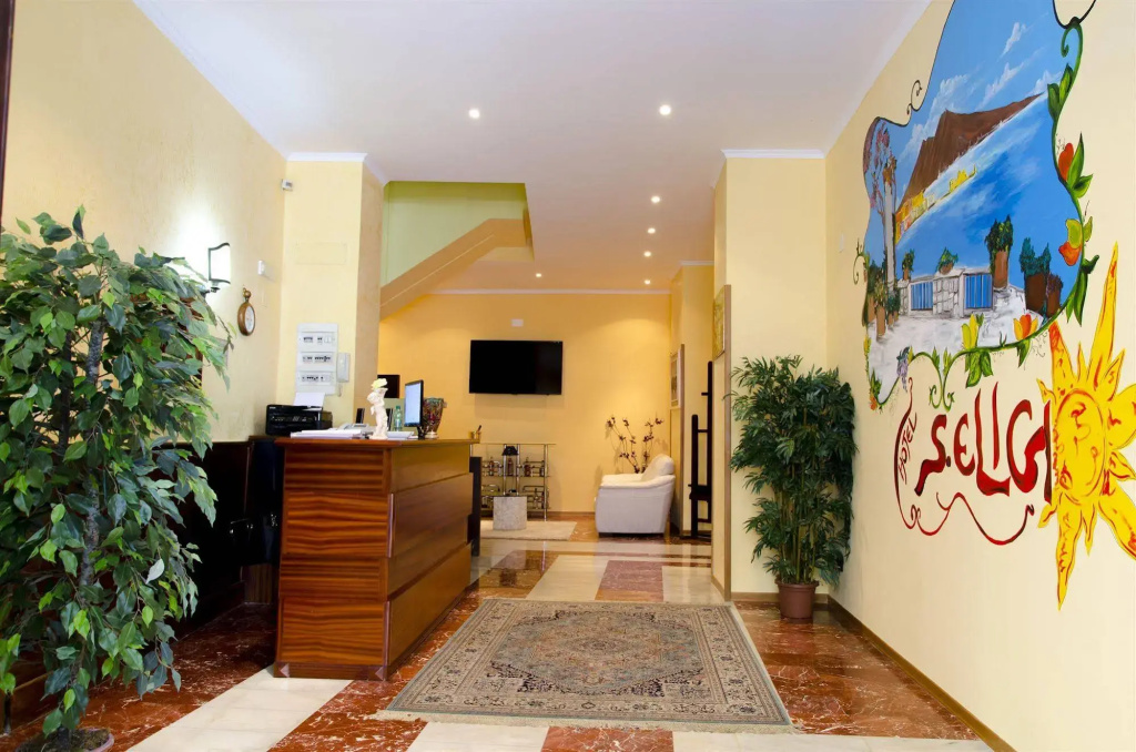 Hotel photo 11