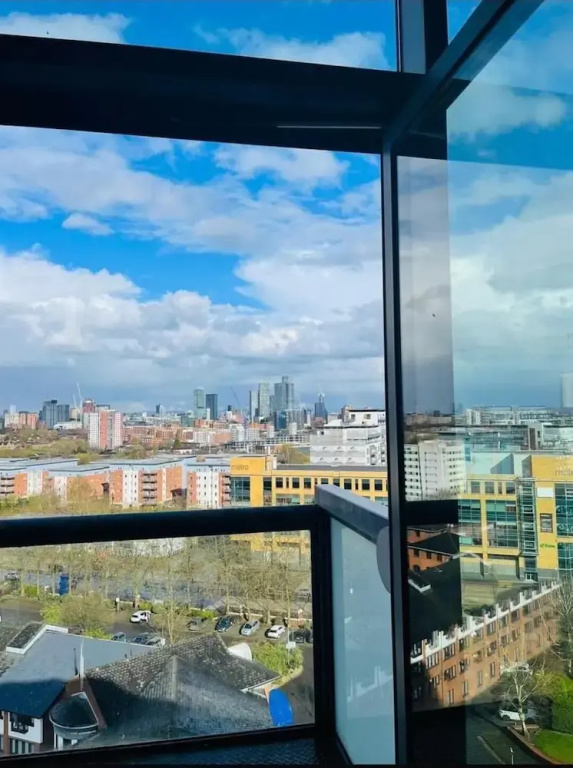 Salford Serenity Apartment Near Clippers Quay