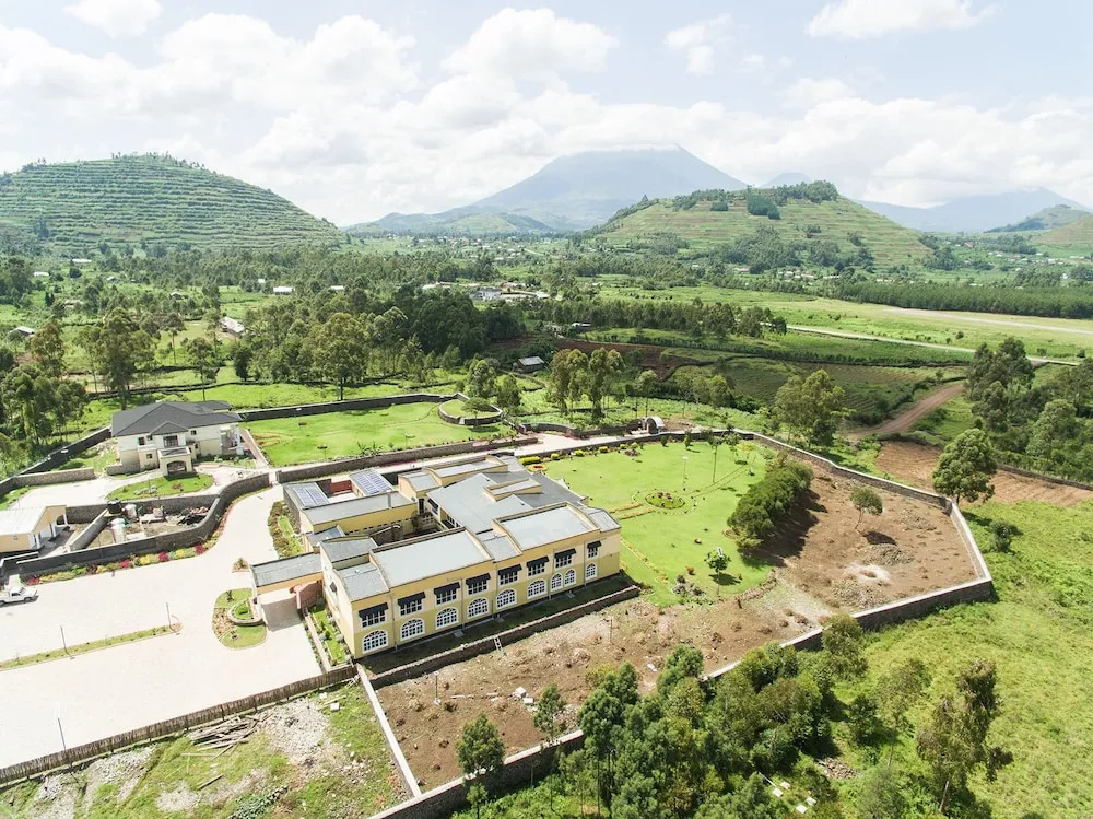 Ikoro Hotel