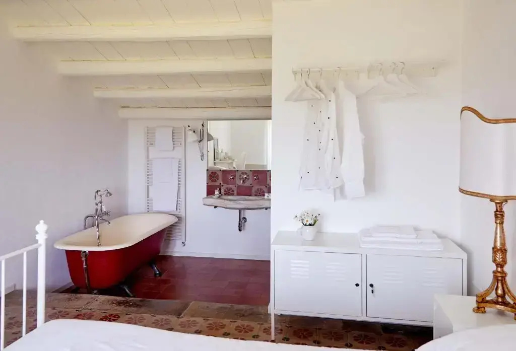 Superior Double room (full double bed)