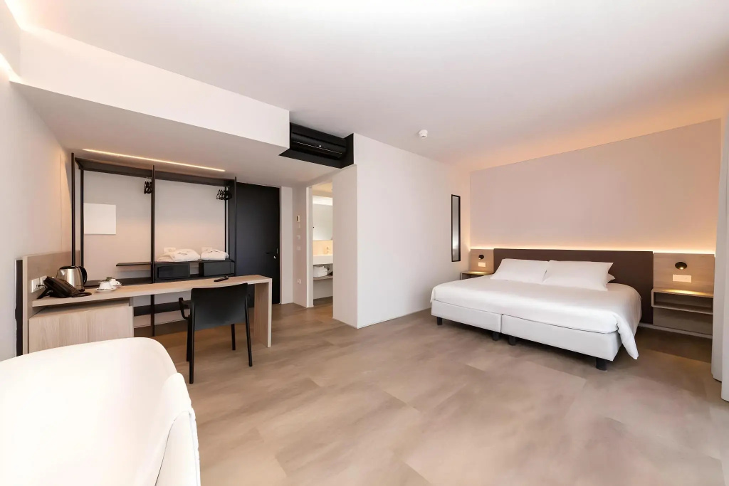 Hotel photo 40