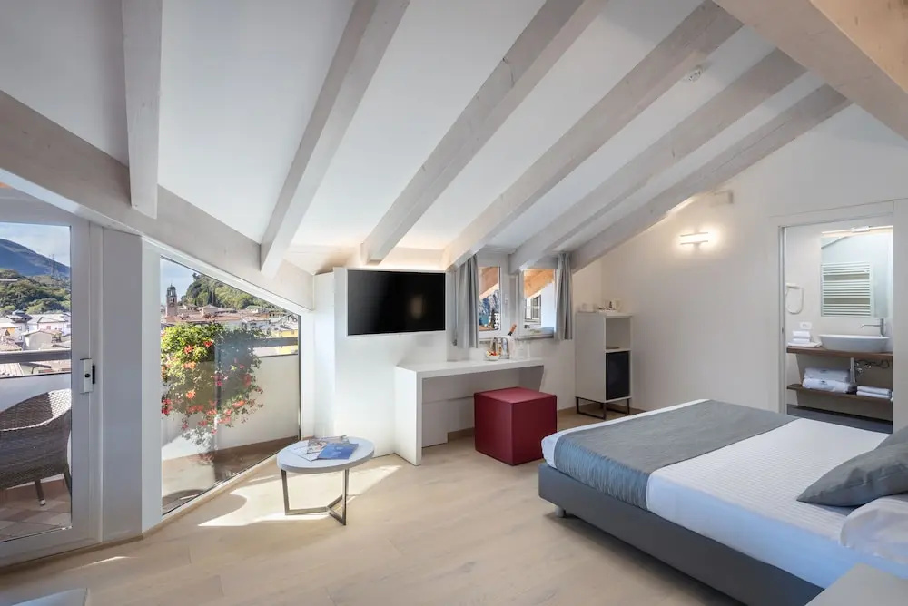 Deluxe Junior Suite