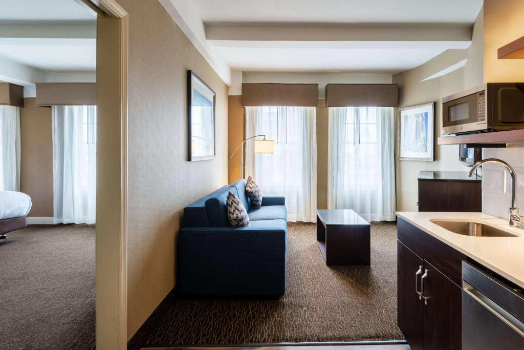 Best Western Syracuse Downtown Hotel and Suites - фото 31