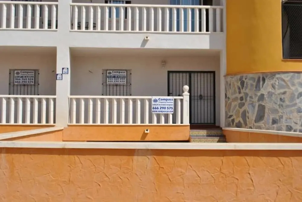 Playa Golf R6 Grd Flr Apartment And Comm Pool P247