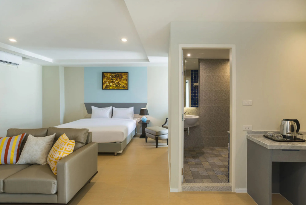Zircon Hotel — фото