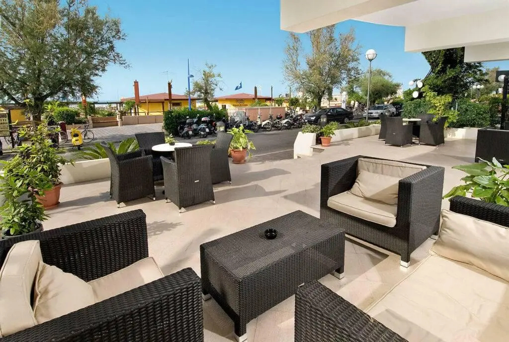 Hotel Prestige