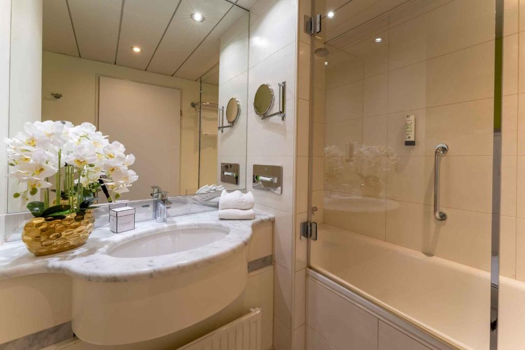 Plaza Premium Wien - Chambres