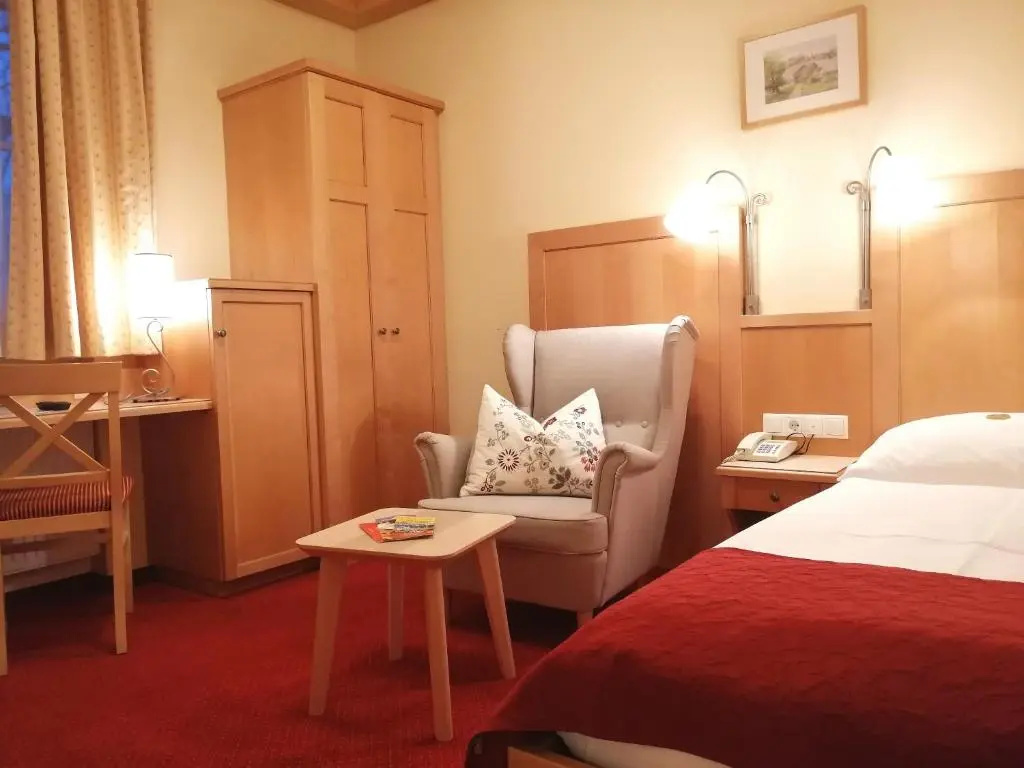 Katrin Pension - Chambres