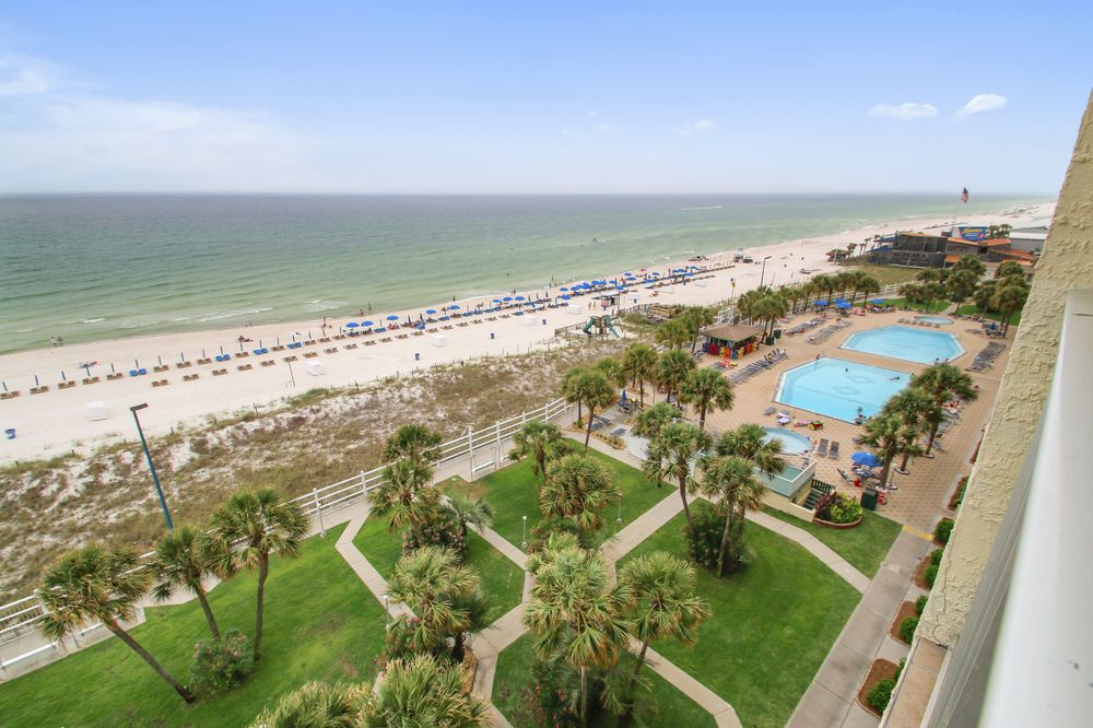 Beach & Waterfront