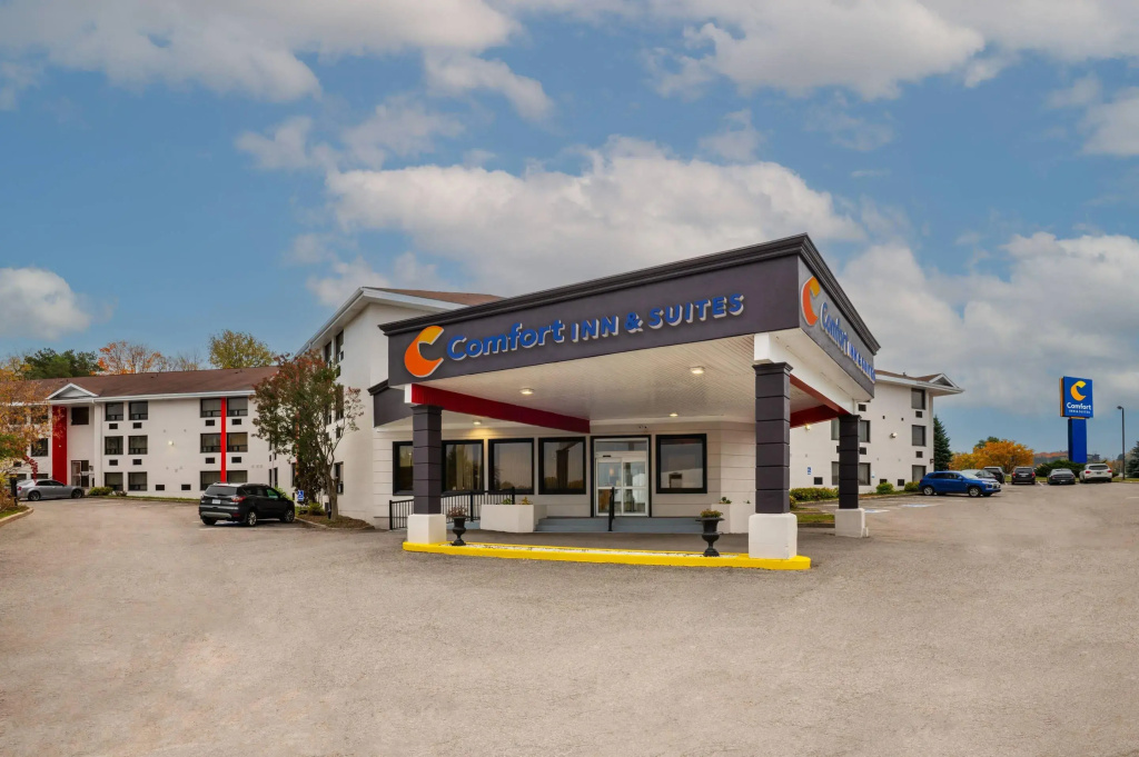 Comfort Inn & Suites Barrie