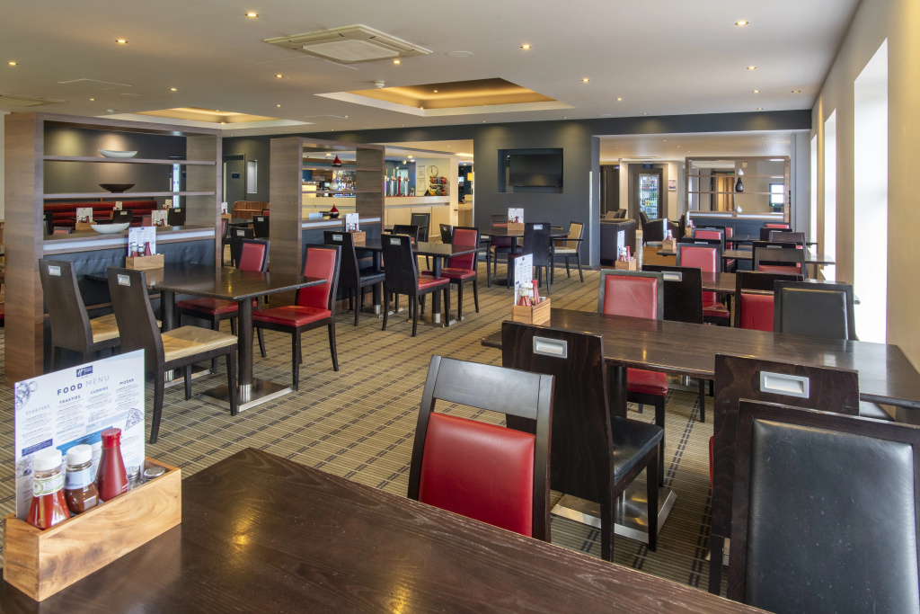 Holiday Inn Express Warwick - Stratford-upon-Avon by IHG - Général