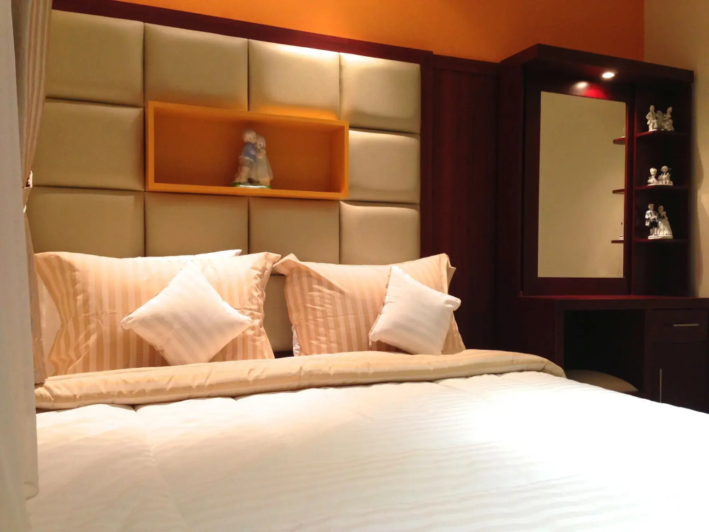 Ravarine Suite Apartment