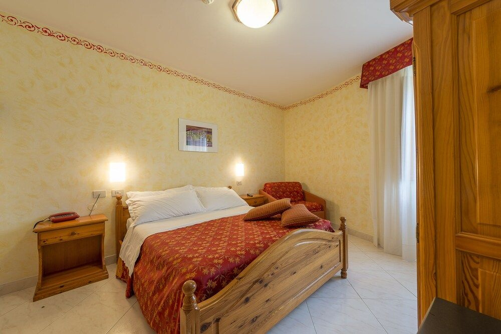 Hotel photo 26