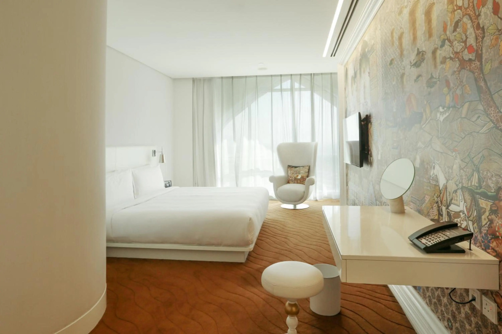 Отель Mondrian Doha в Дохе