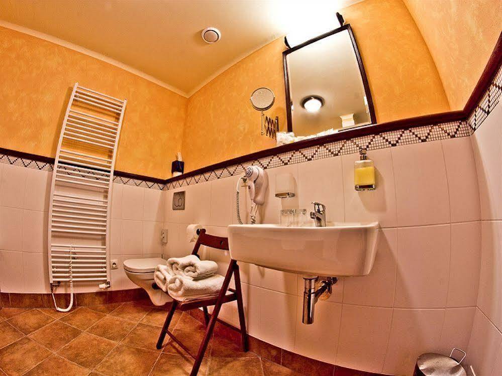 Hotel La Fresca by null