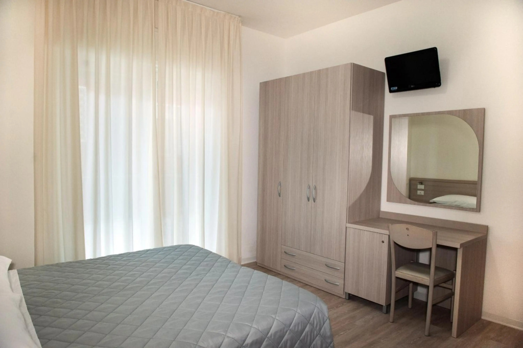 Hotel Anny — 3
