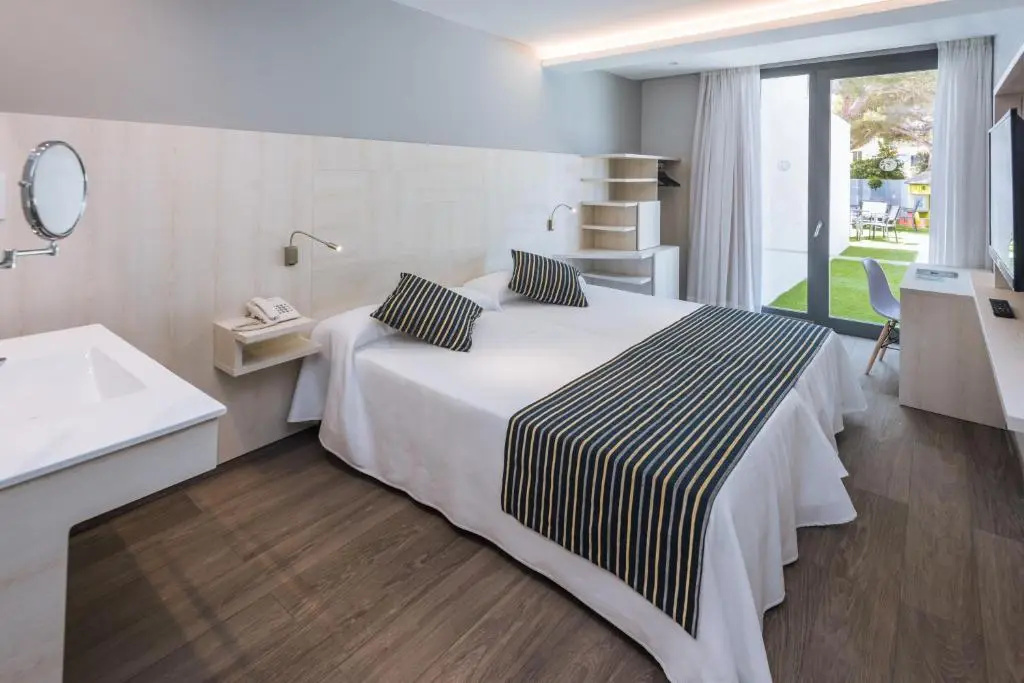GHT Sa Riera Hotel - Chambres