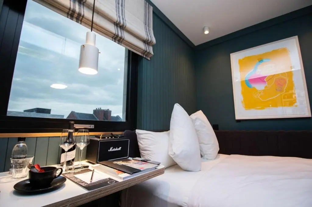 Standard Double room (full double bed)