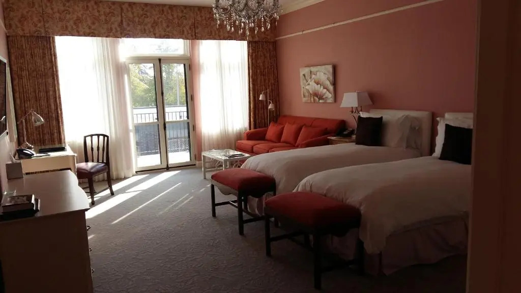 Superior Double room with city view (twin beds)