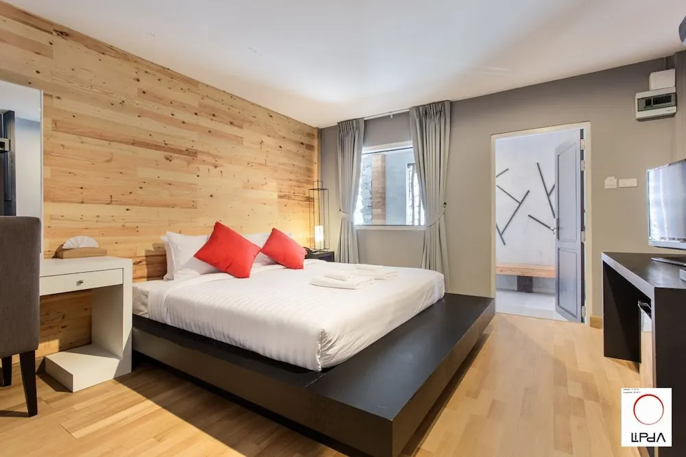 Double Apartment with balcony (full double bed)