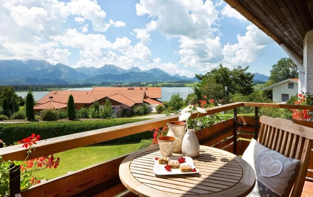 Balcony & Terrace