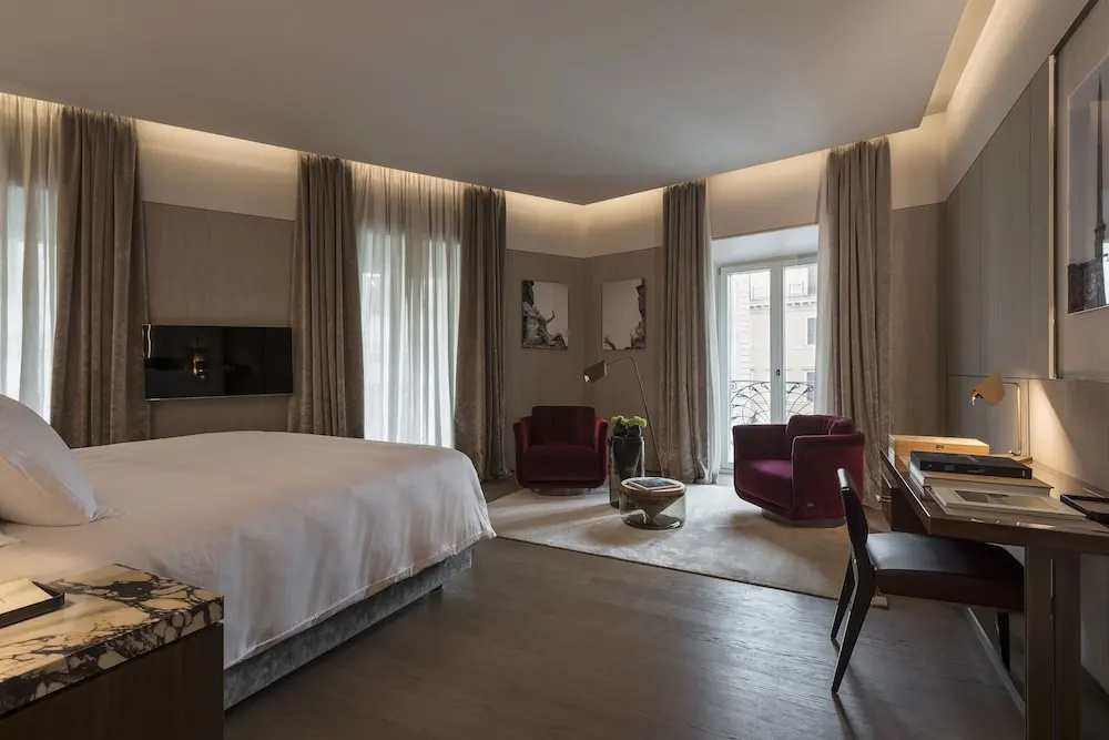 Deluxe 3 Suite