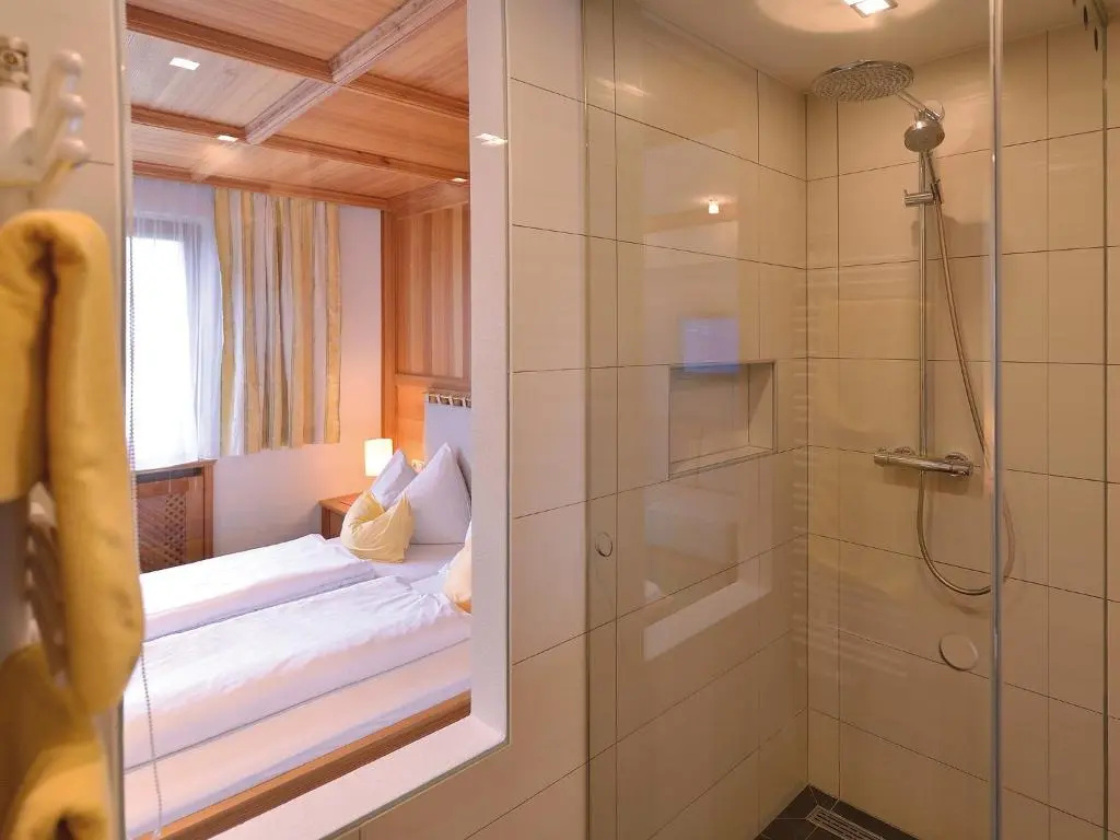 Hotel Pension Cafe Fritz - Chambres