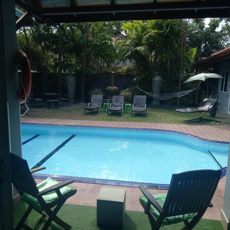 Palms Villa