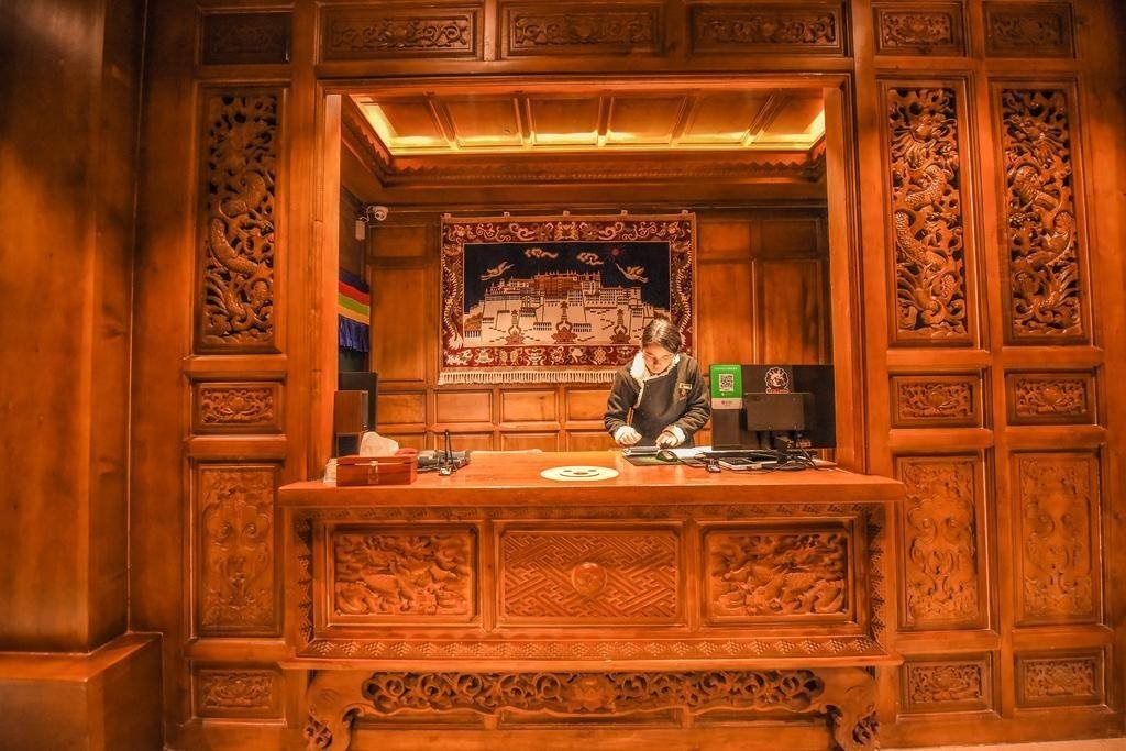 Shangrila Nan Ka Ming Dian Inn
