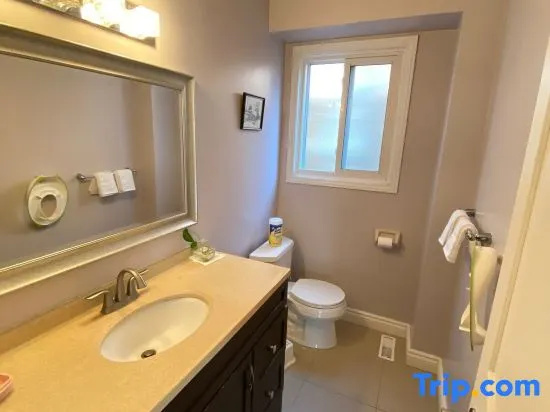 Lovely house in a nice safe community