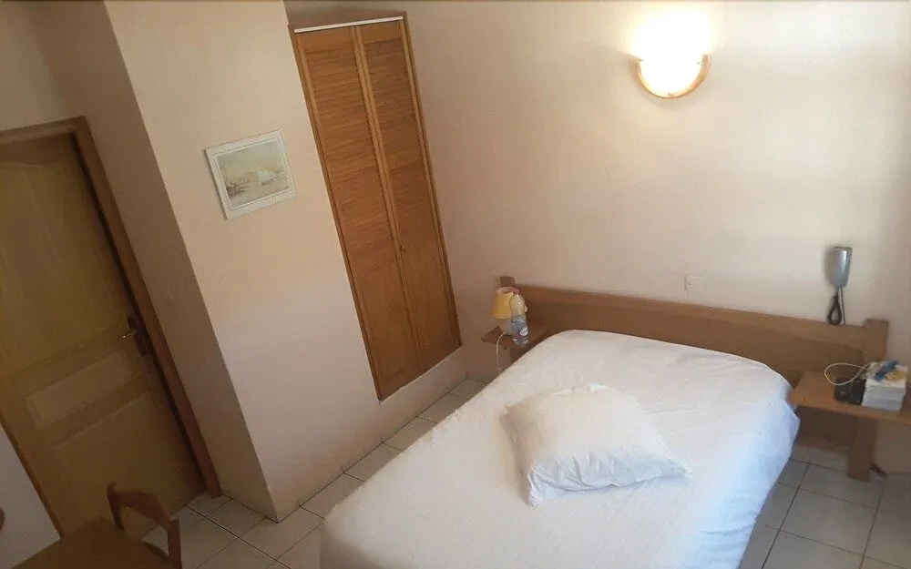 Voir la photo 2 — Logis HÔTEL L'ENVIE DES METS