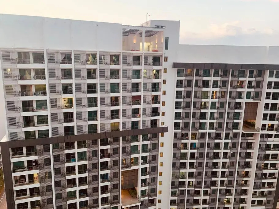 Couples Mind Relaxing Highfloor Staycation 9