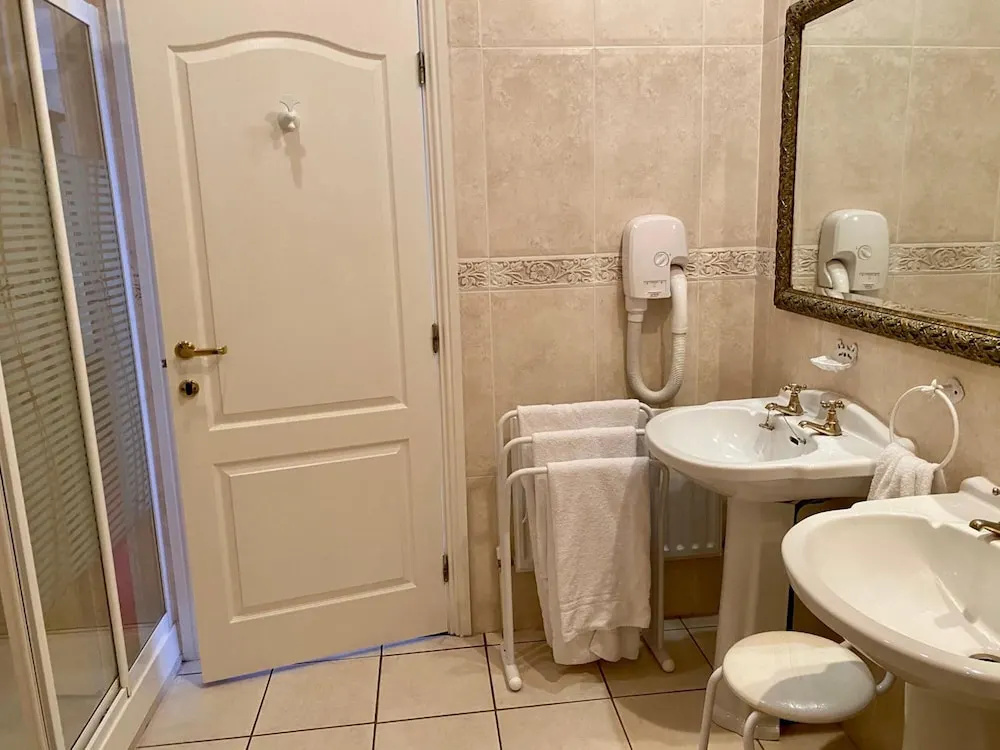 Twin Trees Hotel - Chambres