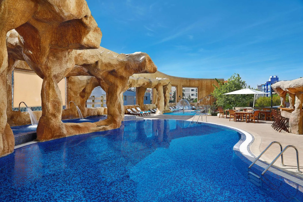 Al Habtoor Grand - Général