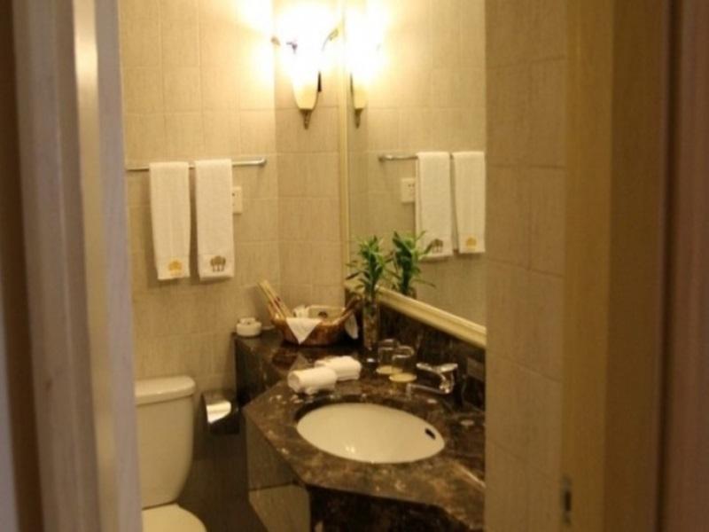 Golden Palm Resort