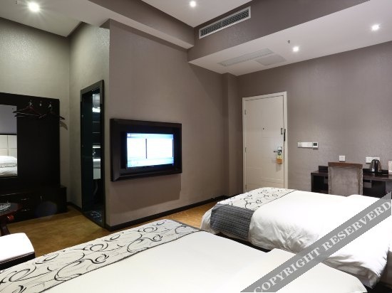 Love & Sharing Hotel (Changsha Nanhu Road Metro Station)