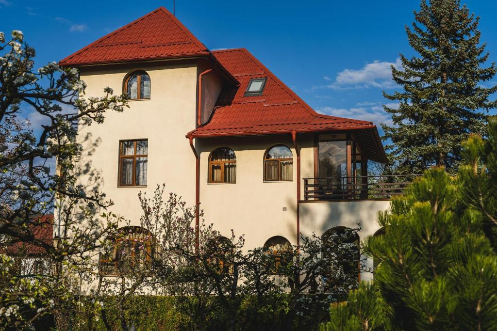 Zaivan Retreat