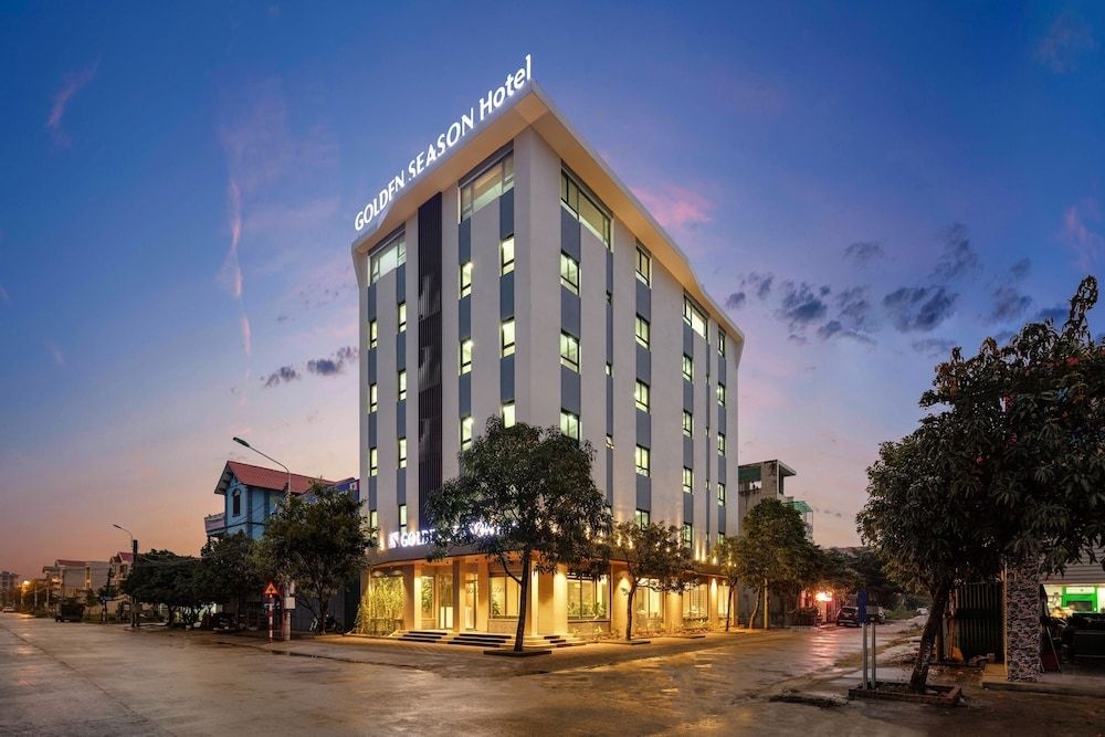 Golden Season Hotel in Hoa Lu