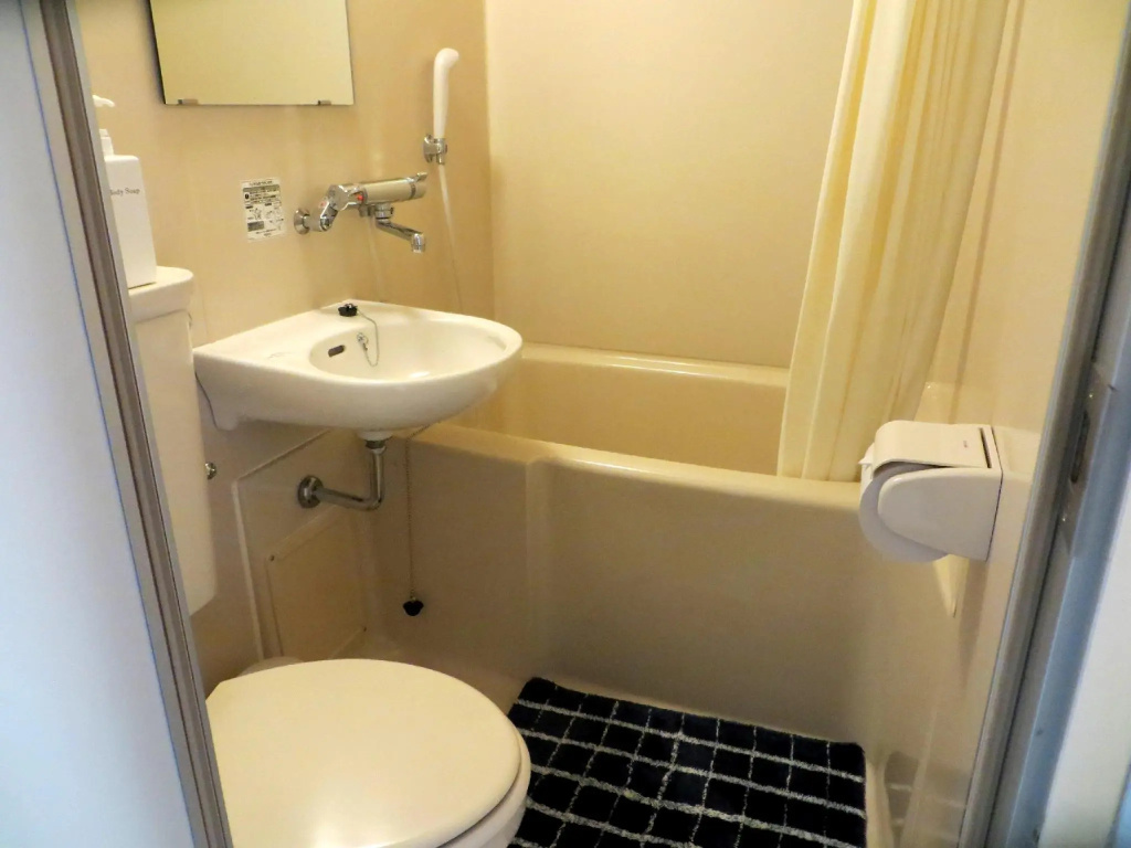 Standard Quadruple room (twin beds)
