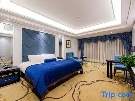 Superior Double room (full double bed)
