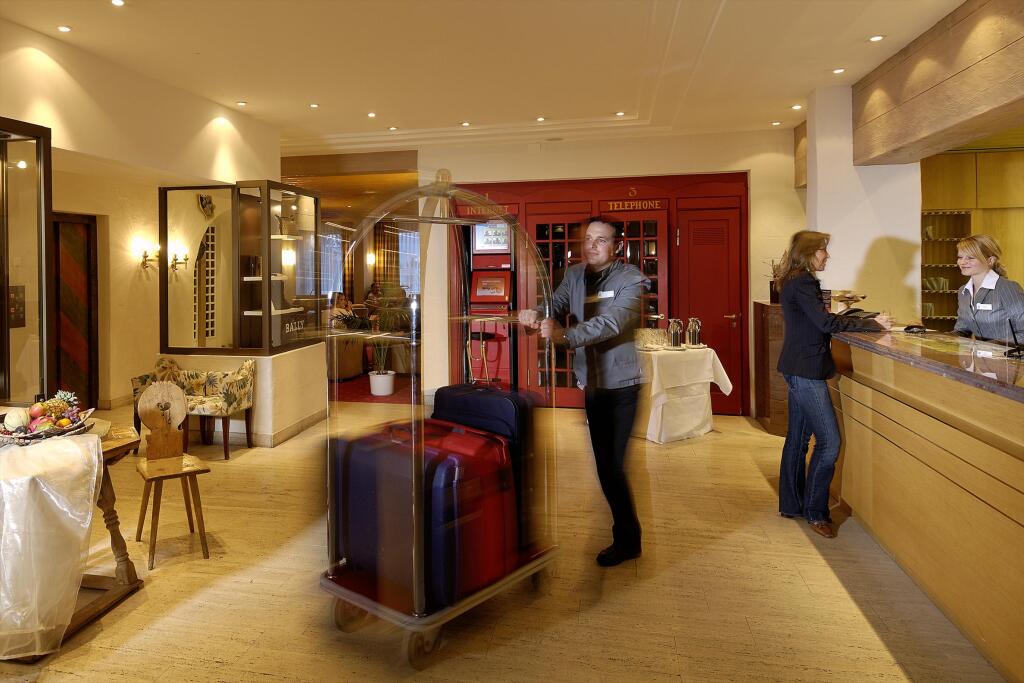 Kongress Hotel Davos by null