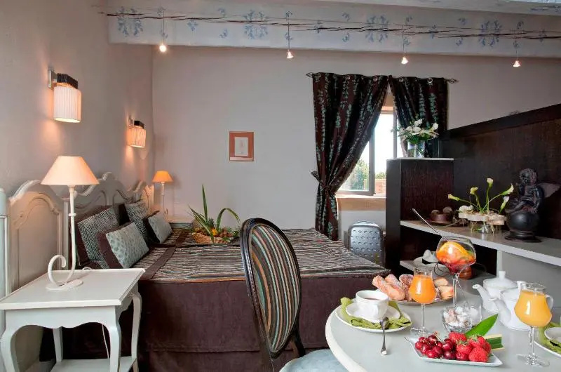 Hostellerie Le Castellas - Chambres