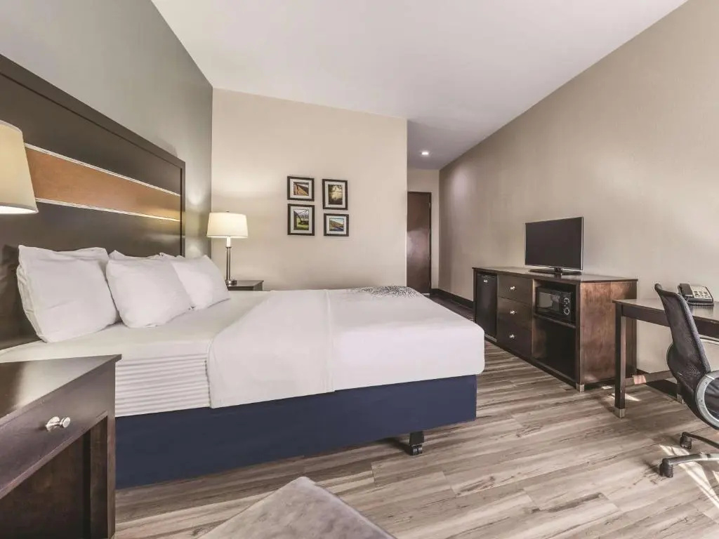 La Quinta Inn & Suites by Wyndham Tulsa - Catoosa Route 66 - Chambres