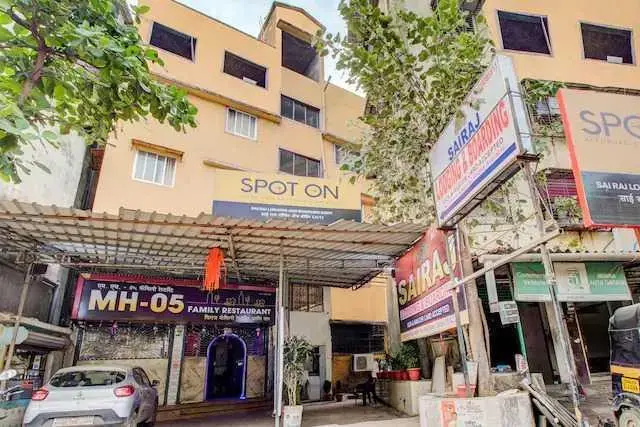 Viraj Lodging & Boarding by OYO Rooms