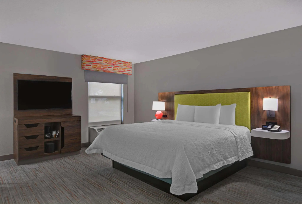 Double Studio (full double bed)