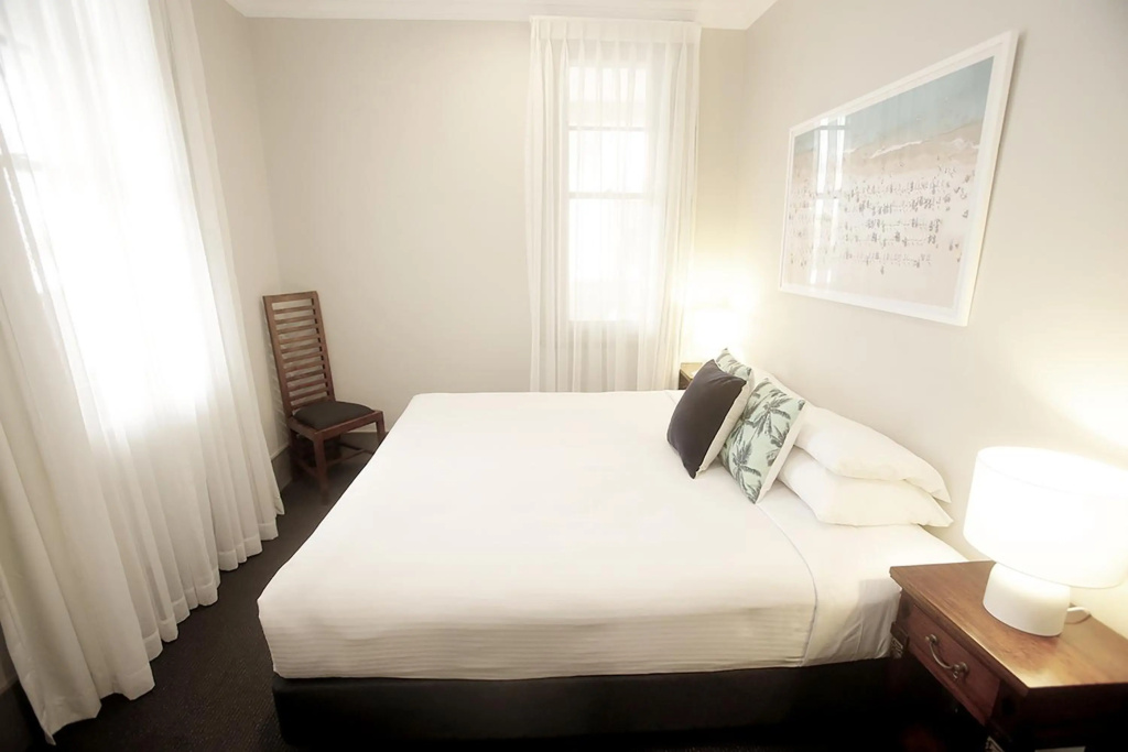 Hotel Bondi — 5