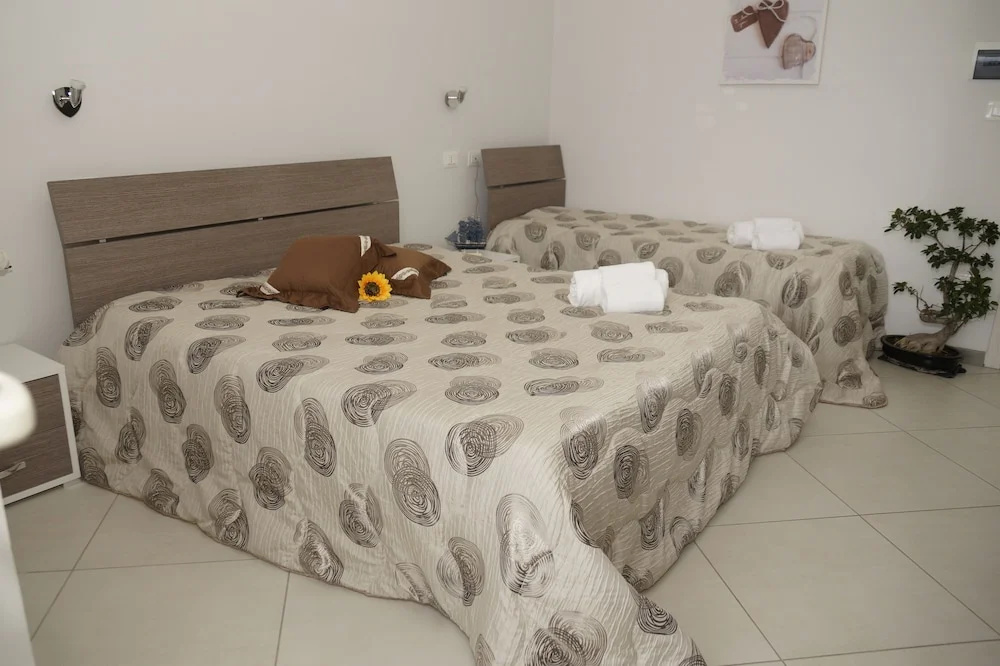 Classic Quadruple room with mountain view