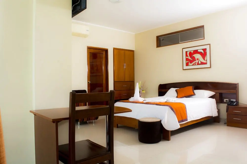 標準四人房，雙人床